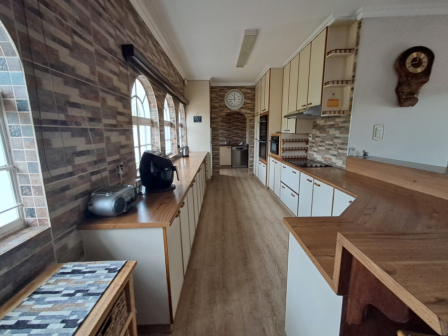 4 Bedroom Property for Sale in Vanes Estate Eastern Cape